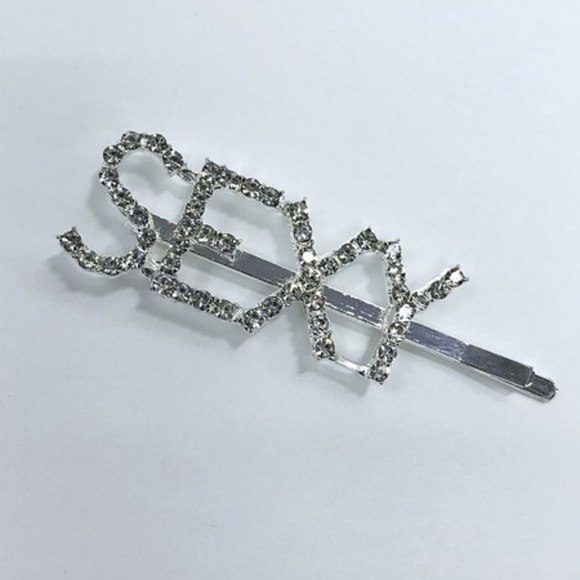 HAIR PIN - Picture 1 of 2